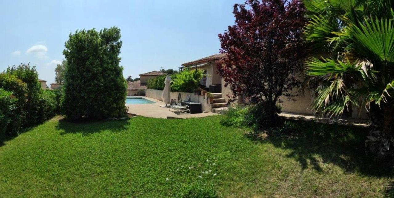 Jolie maison au calme avec piscine privée - 5 Pièces 8 personnes Roquefort-la-Bédoule Extérieur photo